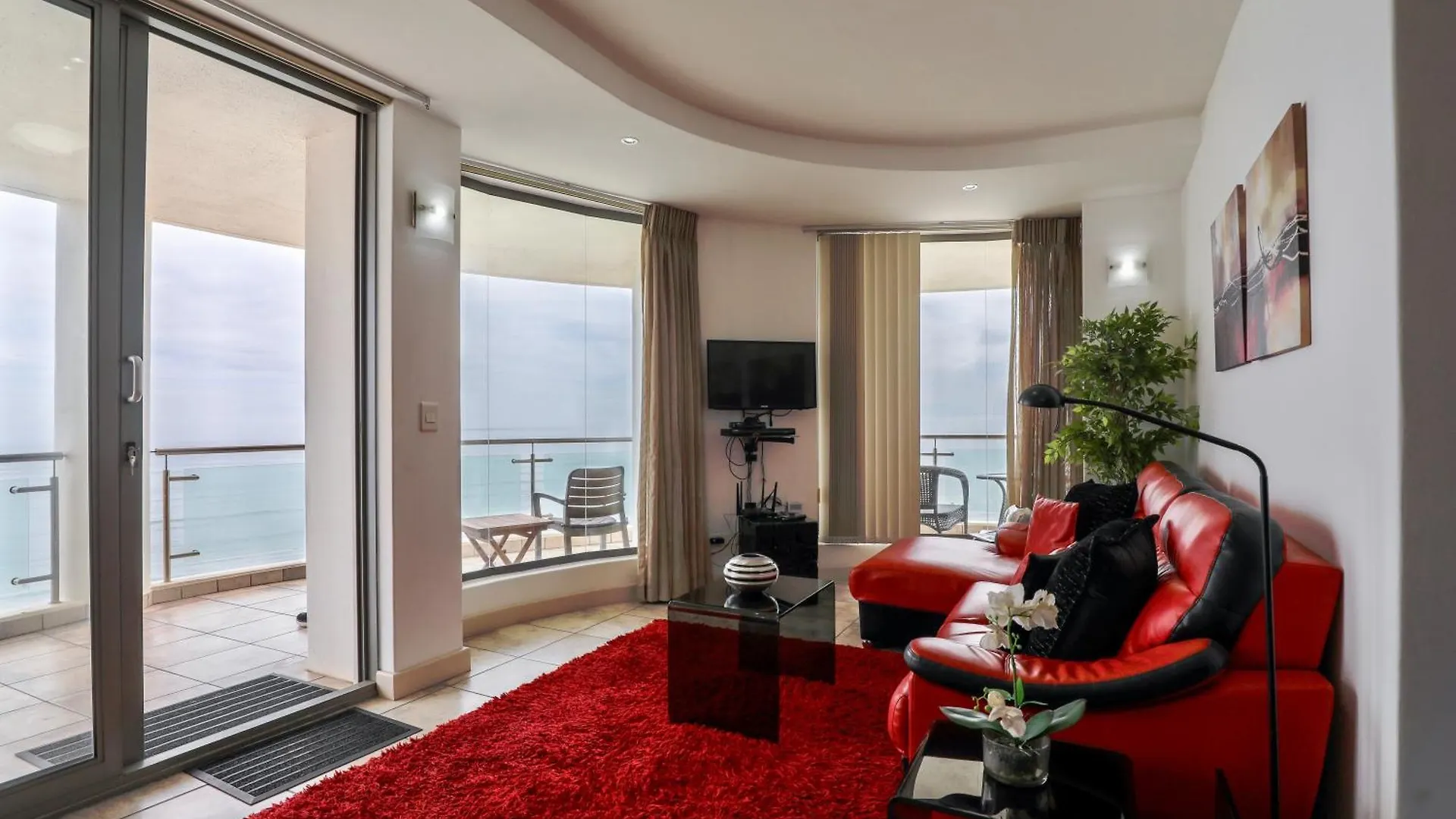 Hibernian Towers 1305, Luxury Sea-Front Apartment Strand Sudáfrica