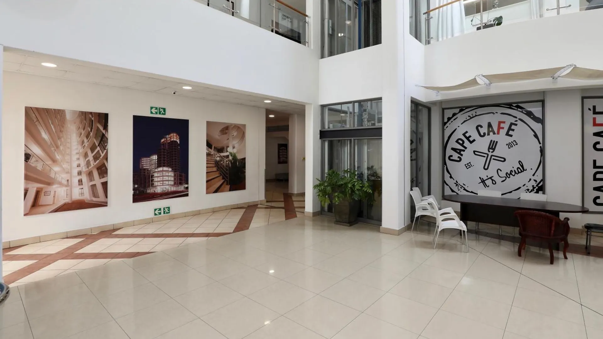 Hibernian Towers 1305, Luxury Sea-Front Apartment Strand 0*,